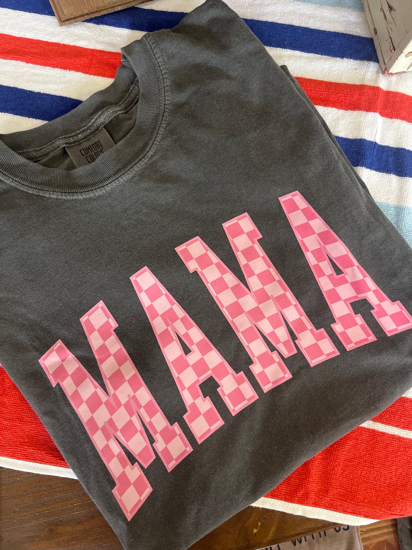 Mama Pink Checkered Tee | Savvy Jos