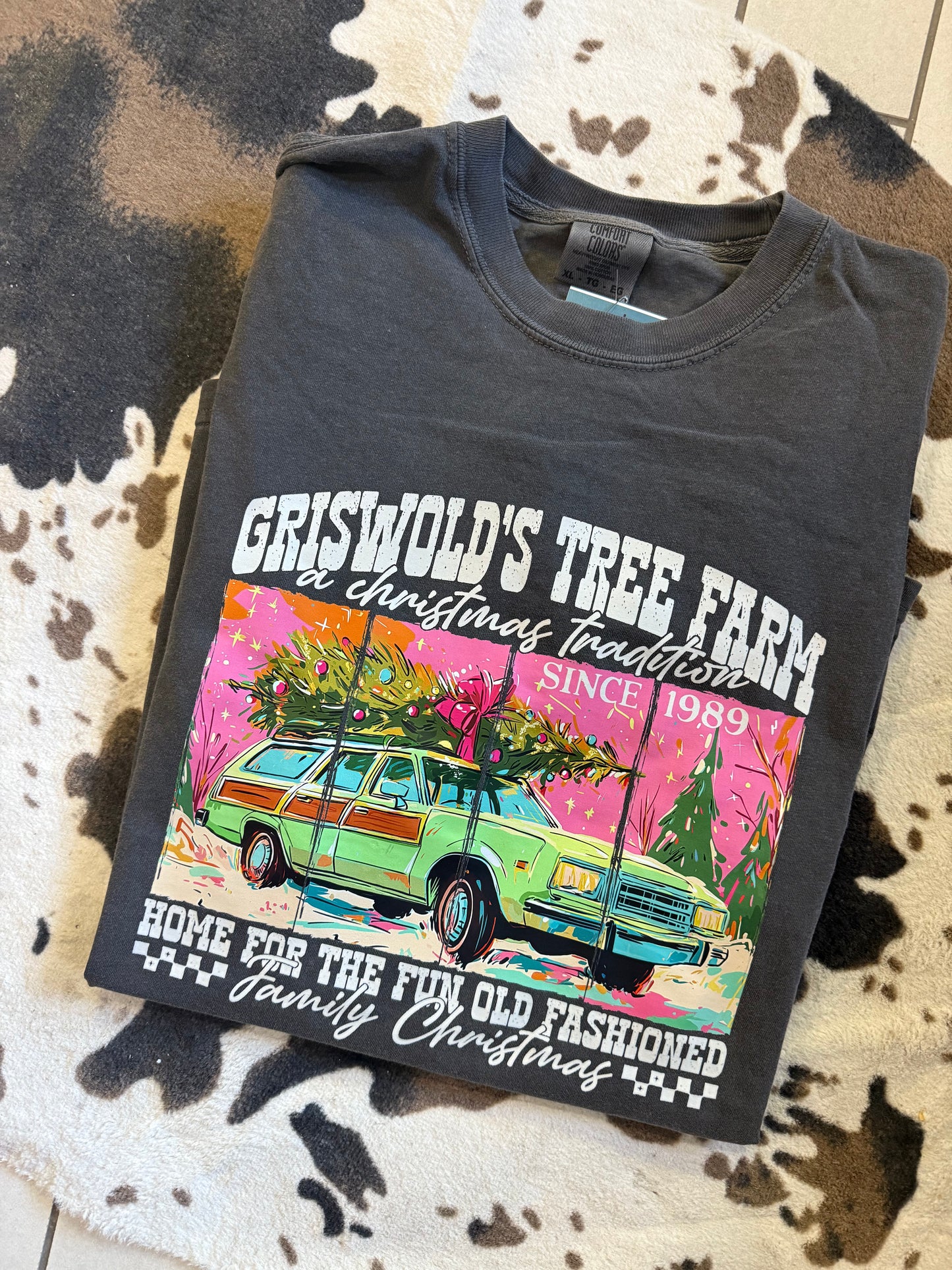 Griswold's Tree Farm T-shirt | Savvy Jo