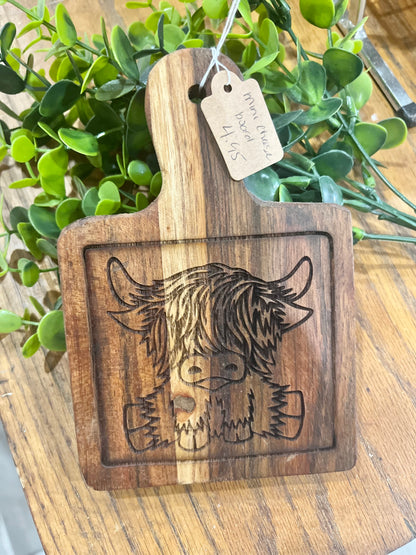 Mini Cheese Board/Highland Cow