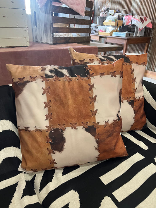 Country Western Pillow (Includes pillow insert) | 18 x 18
