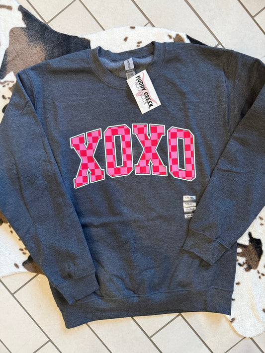 XOXO Crewneck | Muddy Creek
