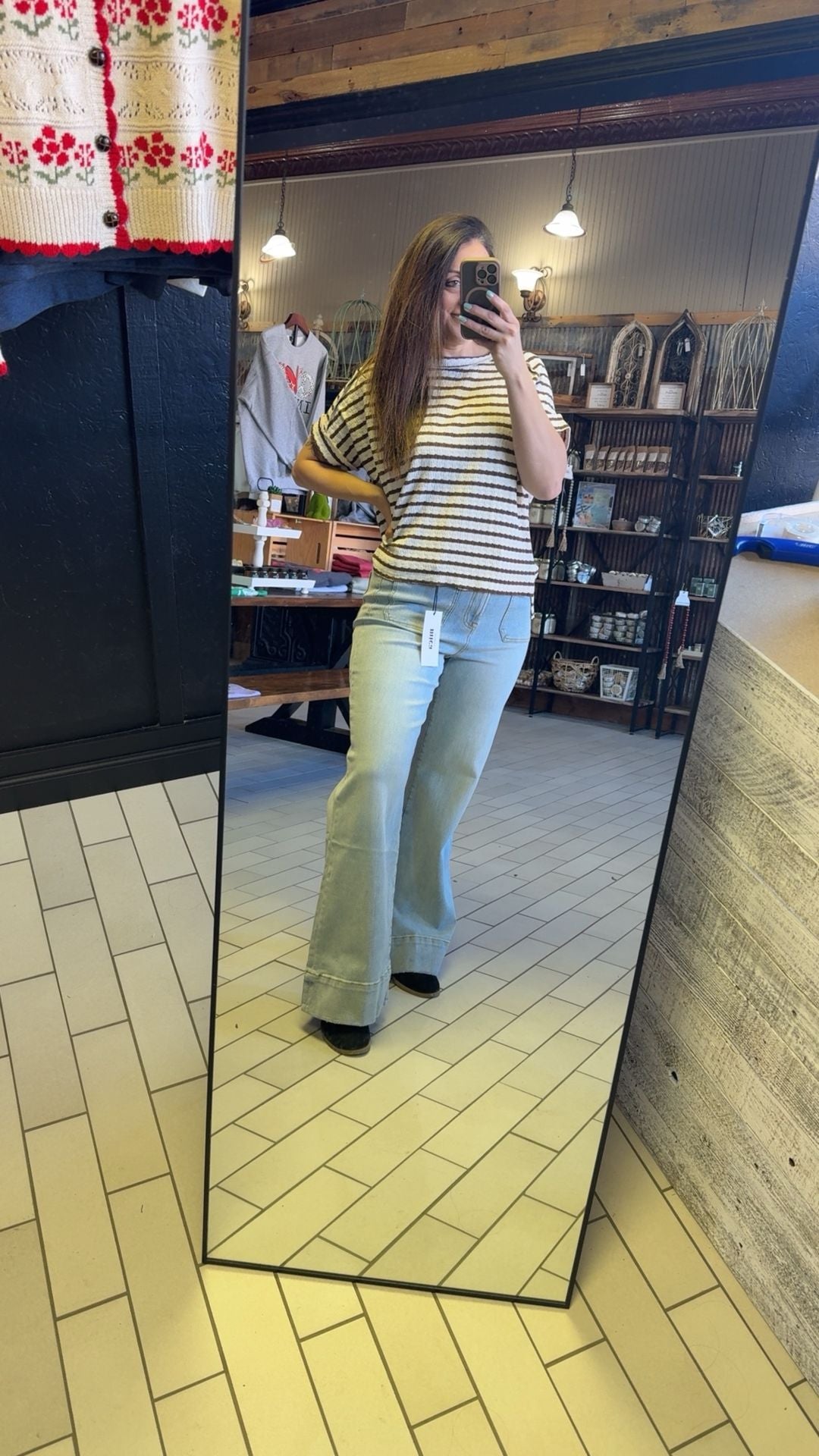MICA: Patch Pocket Wide Leg Jeans